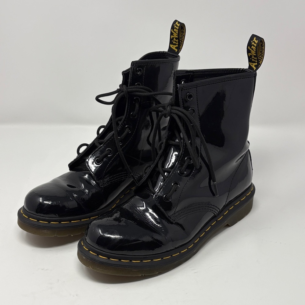 Dr. Martens Black Patent Leather Lace Up Combat Boots Size 9 0070
